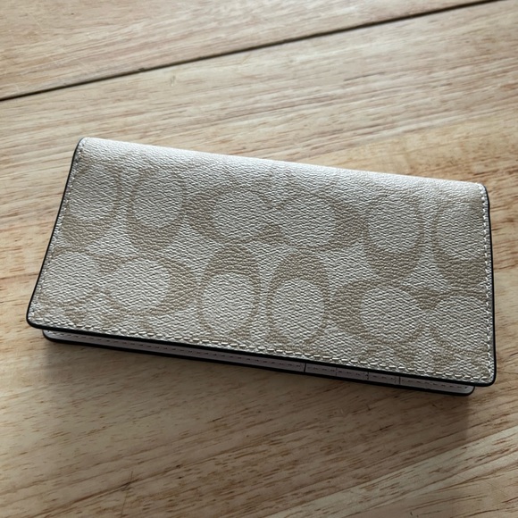 Coach Wallet - Picture 3 of 3